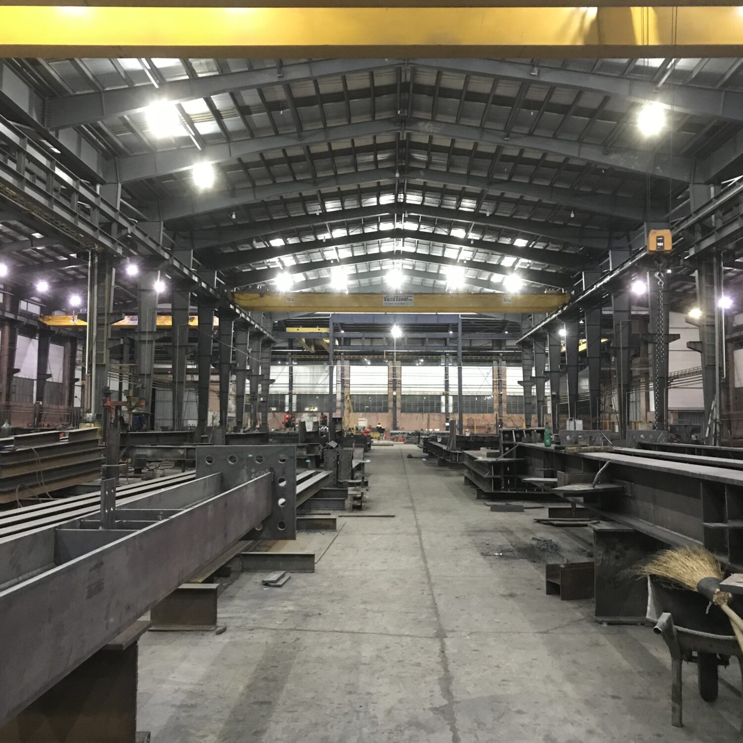 کارگاه ابرگان سازه اردیبهشت