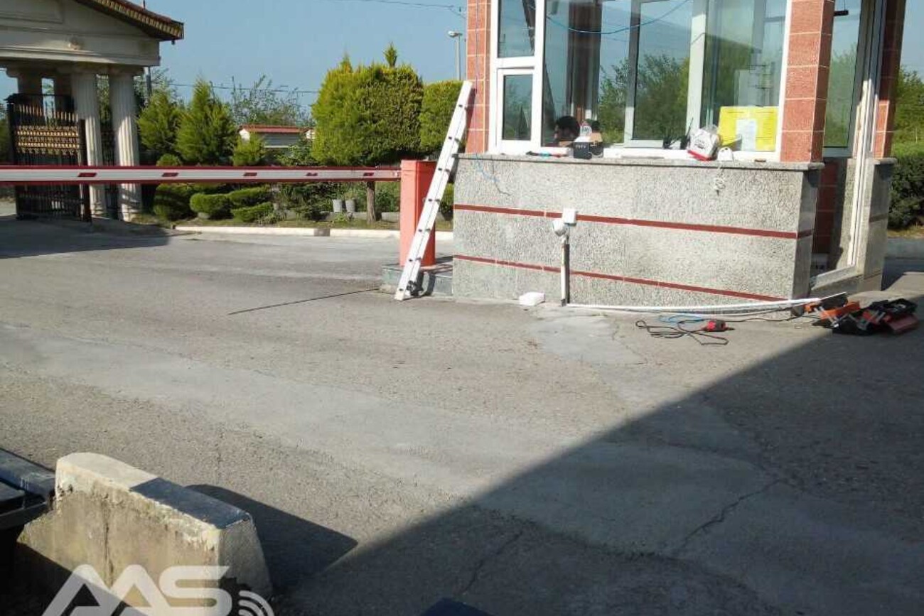 نصب دوربین مداربسته چلندر