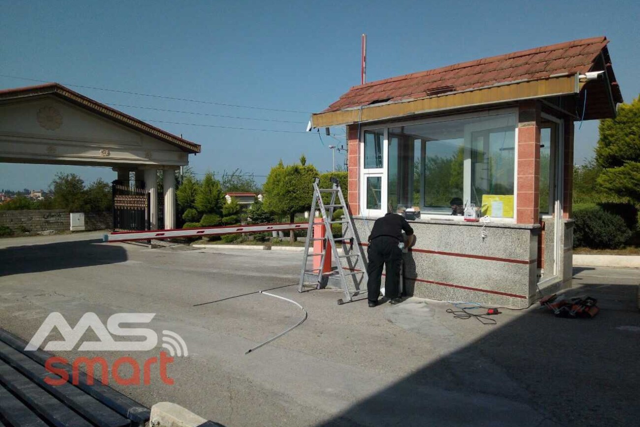 دوربین مداربسته شهرک آپادانا